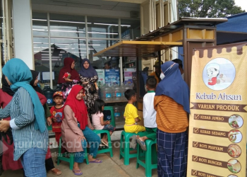 Ludes Sekejap, Penikmat Kebab Ahsan 04 di Kabandungan Rela Antre Berjam-jam