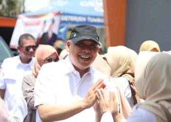 Kampanye Gembira Ala Hergun, Libatkan Caleg dan Belasan Restoran serta Pedagang Kaki Lima Adakan Makan Siang dan Minum Susu Gratis