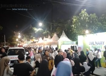 Ribuan Pengunjung Padati Culinary Night di Dago Sukabumi