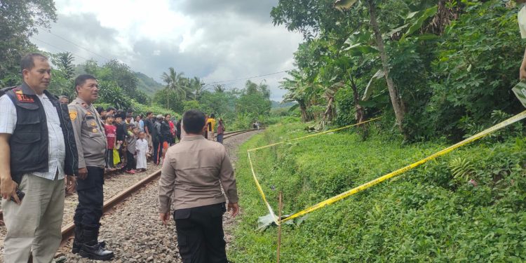 Pria Lansia Ditemukan Tak Bernyawa di Rel Kereta Cireunghas