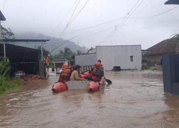 Sukabumi Dikepung Banjir dan Longsor, BPBD Catat Belasan Kecamatan Terdampak
