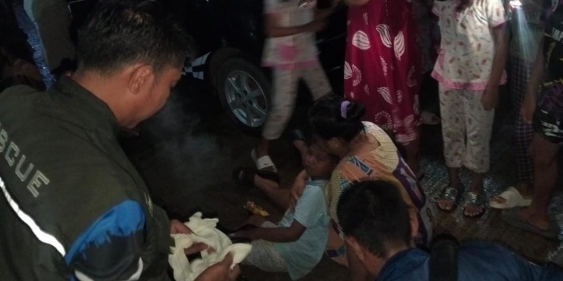 Bocah Terjepit Pedal Sepeda, Damkar Jadi Penyelamat Sekaligus Montir Dadakan