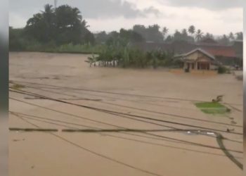 Banjir Bandang Terjang Cisolok, 500 Rumah Warga Cikahuripan Terendam