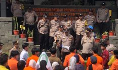 Kantor Dinas Bina Marga Jabar di Sukabumi Didemo Mahasiswa, Soroti Jalan Rusak hingga Temuan BPK