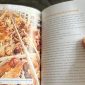 Buku ini menggabungkan konsep teknis dengan pengalaman lapangan, analisis ekonomi, serta praktik manajemen yang telah diterapkan oleh peternak di Indonesia dan berbagai negara.
