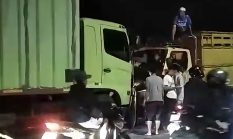 Tragis! Laka di Parungkuda Akibatkan Sopir Truk Terjepit 