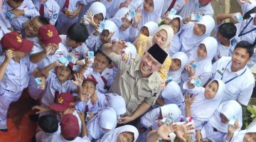 Heri Gunawan: Jangan Atasnamakan Rakyat untuk Kritik Destruktif Program Makan Bergizi Gratis