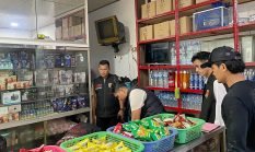 Toko Akuarium dan Kelontong di Palabuhanratu Jual Miras, Polisi Sita Ratusan Botol Beralkohol 