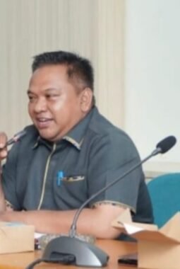 Budi Azhar Minta Gubernur Segera Terbitkan Petunjuk Teknis Layanan RS Tanpa BPJS