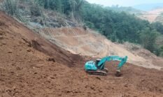 Ngeyel! Pengerukan Tanah Merah di Nagrak Masih Beroperasi