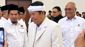Pelantikan PWI Jabar, KDM Tekankan Peran Pers Perangi Hoaks